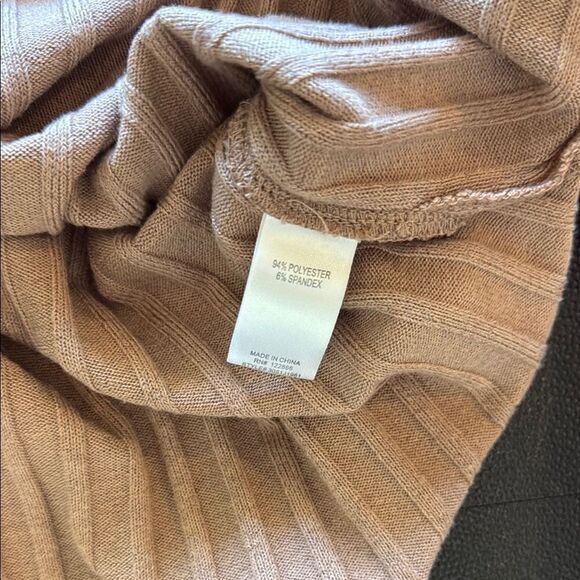 Status by Chenault Ribbed Knit Sweater in Mauve size Large - Picture 5 of 8